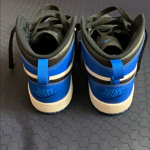 SOLD - Picture 3 of 3